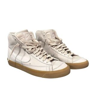 Nike Blazer Women's Mid '77 Premium Sneaker Gum Brown Sneakers Sz 10 DQ7572-600